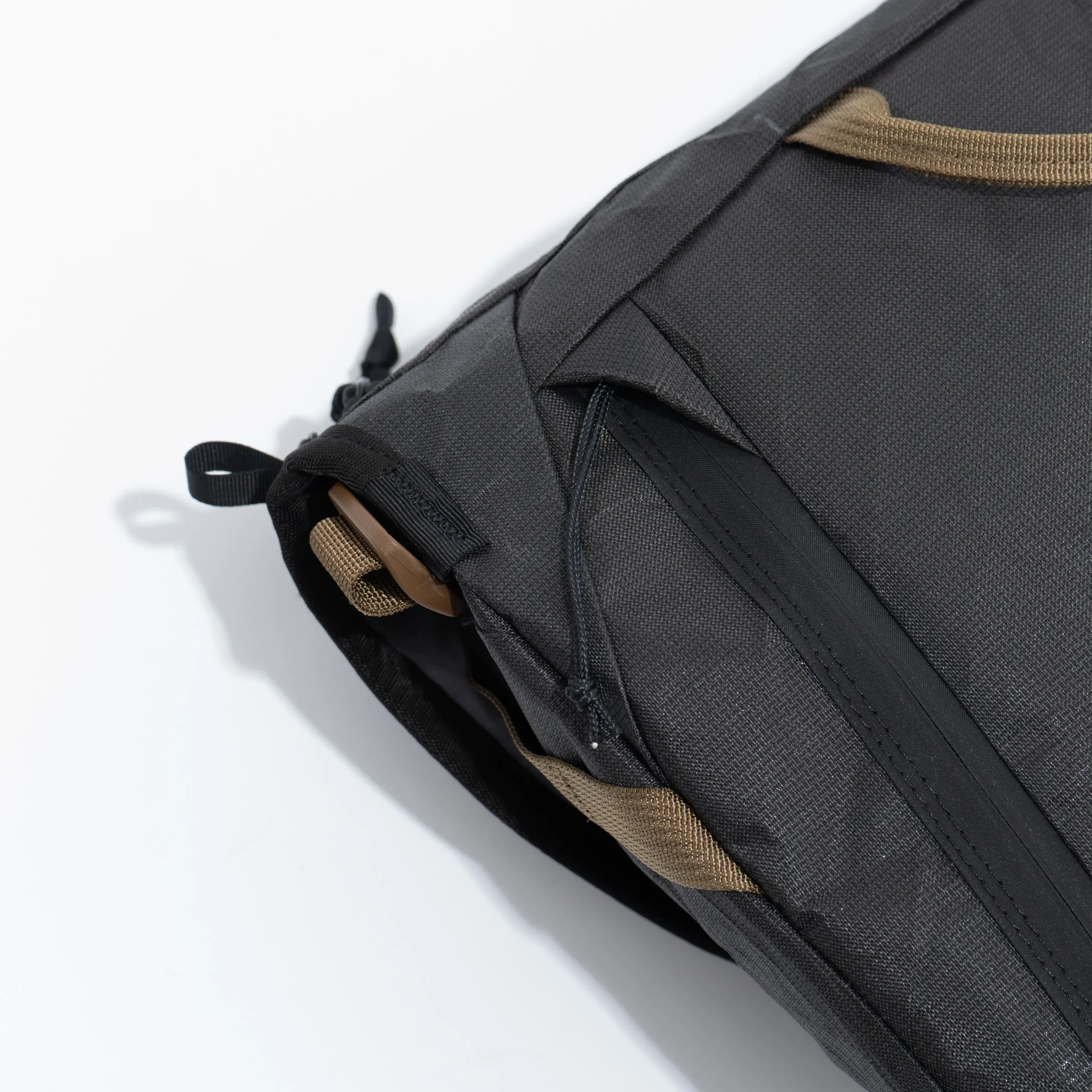 Messenger 9L - U200X - 2 Colors — 1733